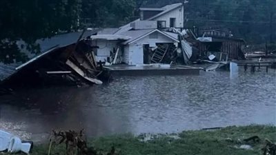 حدثت دون سابق إنذار.. عشرات القتلى في فيضانات تكساس المدمرة