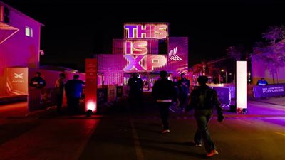 قوة التعاون الموسيقي: كيف تصنع الثنائيات الناجحة لحظات خالدة في عالم الموسيقى