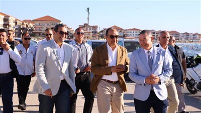 وزير قطاع الأعمال العام يتفقد عددا من المنشآت والمشروعات الفندقية التابعة برأس البر
