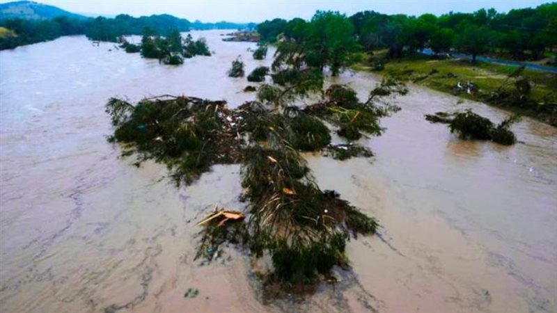 فيضانات تكساس