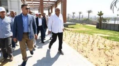  وزير الإسكان يتفقد المنطقة الاستثمارية ومشروع الأرينا بحدائق 