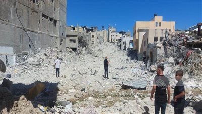  الاحتلال ينكّل بالمواطنين خلال توجههم إلى مخيم طولكرم لإخلاء منازلهم المهددة بالهدم