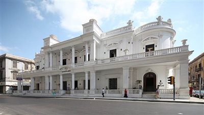 ندوة لمناقشة 