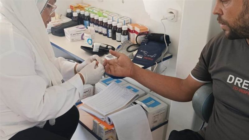 الكشف على أحد المصطافين