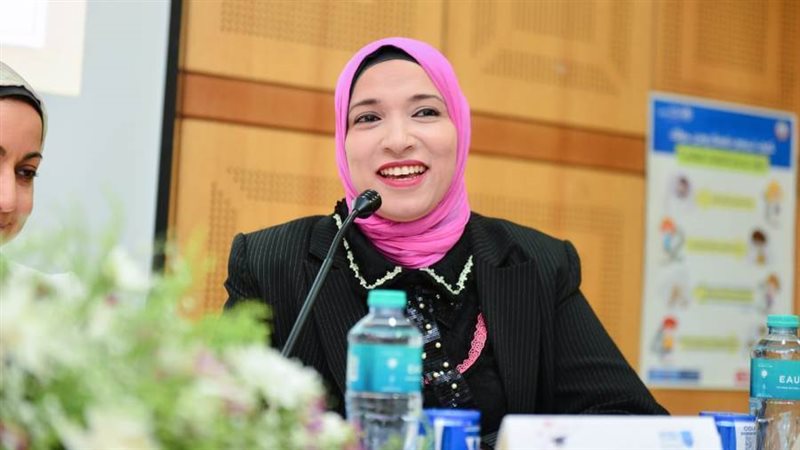 الخدمة الصحية بين