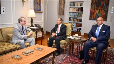 وزير الخارجية يستقبل مدير عام السياسات باللجنة اليهودية الأمريكية 