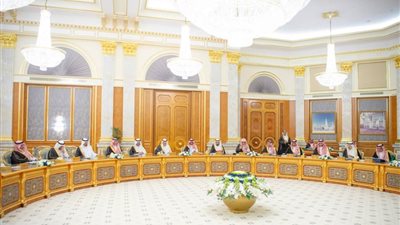 مجلس الوزراء السعودي يؤكد استمرار جهود المملكة لتعزيز نمو الاقتصاد العالمي والتعاون والتنسيق مع المنتجين