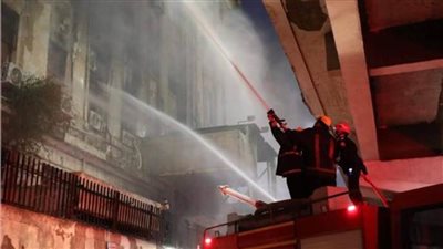 عاجل.. إخماد حريق محدود تجدد بمبنى سنترال رمسيس