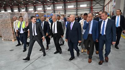 كامل الوزير يتفقد مشروعات وزارة النقل بميناءي الإسكندرية والدخيلة