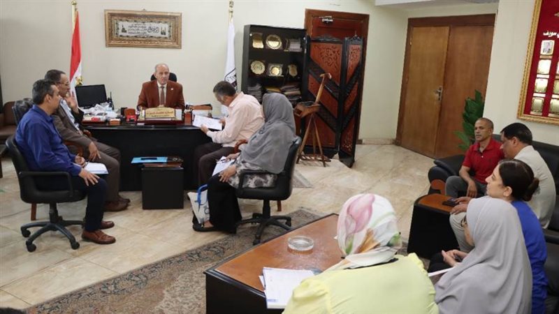 اجتماع سكرتير بنى