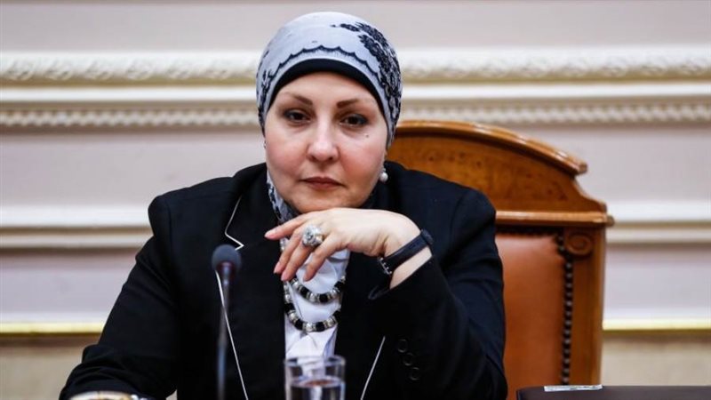 الدكتورة هالة أبو