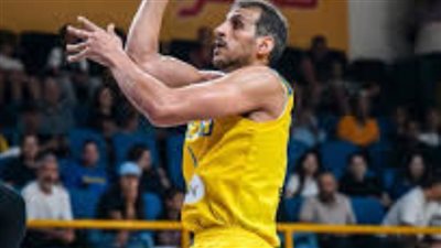 إسماعيل أحمد يواصل تحطيم الأرقام القياسية في ملاعب كرة السلة