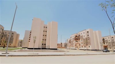 وزير الإسكان يتابع تنفيذ وحدات 