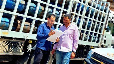 ضبط صاحب محطة تمويل سيارات بدمنهور لتهريبه 17 ألف لتر محروقات بالسوق السوداء 