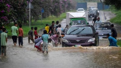 مصرع 104 أشخاص بسبب الأمطار الغزيرة في باكستان