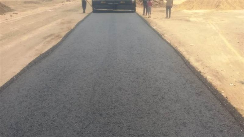 جانب من أعمال الرصف