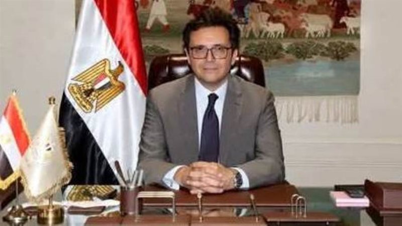 الدكتور احمد هنو