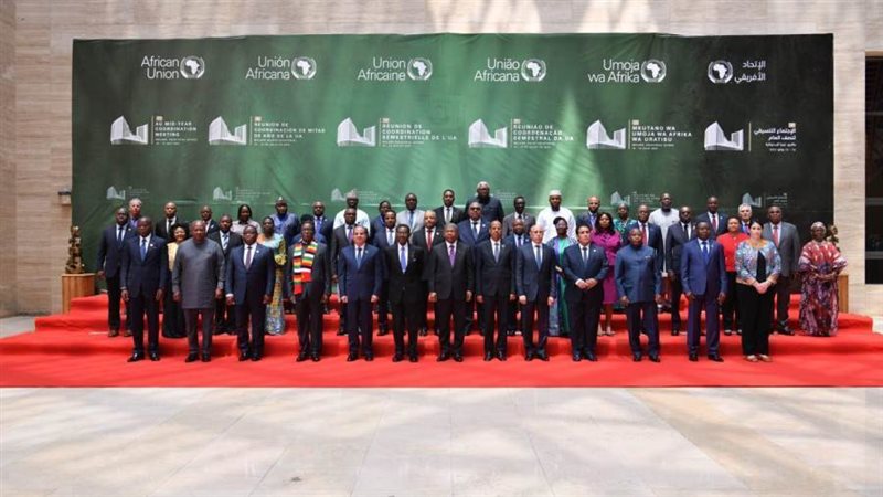 الرئيس السيسي مع