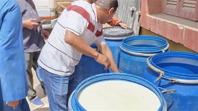 ضبط 500 كيلو من اللبن غير الصالح للاستهلاك الآدمي خلال حملة تموينية بمركز أبوتيج