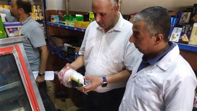 بالصور.. إعدام لحوم وسلع غذائية فاسدة بحملة تفتيشية بالسنطة في الغربية