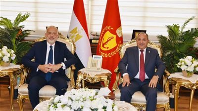 محافظ بورسعيد يلتقي سفير اليونان لبحث سبل التعاون