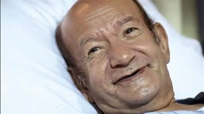 بعد نقله العناية المركزة.. بطرس دانيال يكشف الحالة الصحية للفنان لطفي لبيب