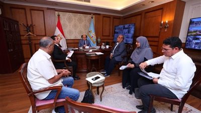 مناقشة عدد من الشكاوى في لقاء المواطنين بكفر الشيخ 