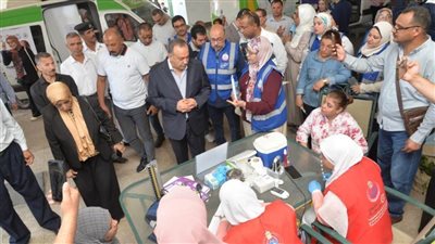 محافظ أسيوط يطلق فعاليات الحملة القومية 