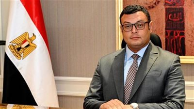 وزير الإسكان يتابع سير العمل بالمشروعات السكنية في 4 مدن جديدة