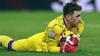 رسميًا.. إيفرتون يضم الحارس مارك ترافرز حتى 2029