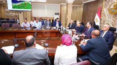 مناقشة تطوير بحيرة البرلس واستعراض ملفات تقنين الأراضي وإزالة التعديات