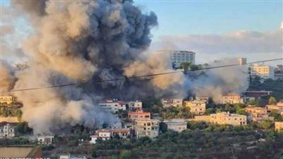 استشهاد 12 شخصا بينهم 7 سوريين بقصف الاحتلال شرق لبنان