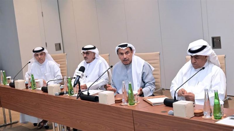 خلال المؤتمر