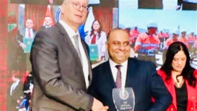 وزير البترول يكرم عددًا من الشخصيات لدورهم في تهيئة مناخ الاستثمار