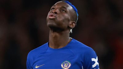 تشيلسي يطلب رقمًا فلكيًا في أسد التيرانجا