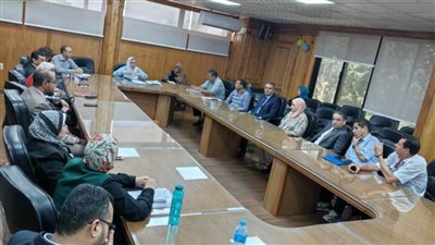 انعقاد الجلسة رقم 316 لمجلس خدمة المجتمع وتنمية البيئة بجامعة قناة السويس