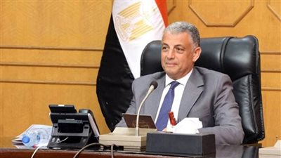 محافظ الإسماعيلية يناقش الإعداد والتجهيز لانتخابات مجلس الشيوخ