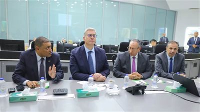 وزير البترول يتابع ضخ الغاز لمحطات الكهرباء وقطاع الصناعة لضمان انتظام الإمدادات