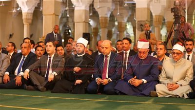 وزير الأوقاف ومفتي الجمهورية يؤدون صلاة الجمعة بمسجد سيدي إبراهيم الدسوقي