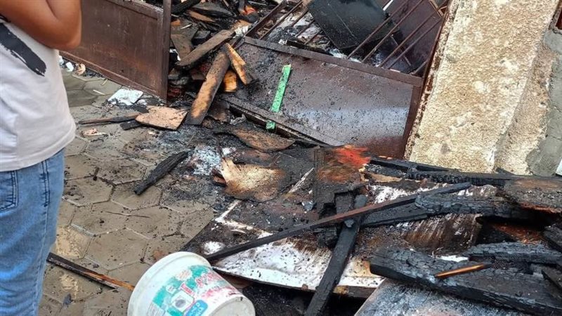 جانب من الحريق