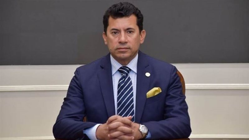 وزير الشباب والرياضة