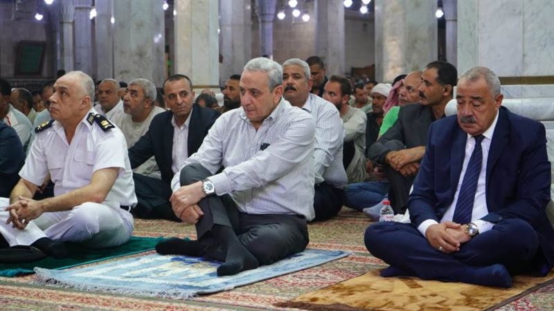 محافظ الغربية يؤدى