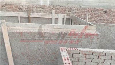 إزالة حالتي بناء مخالف بدون ترخيص بعاصمة كفر الشيخ 