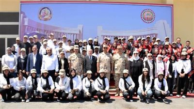 القوات المسلحة تنظم زيارة لوفد من 