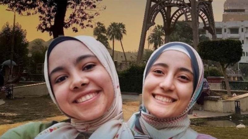 الباحثتان آلاء وشيماء