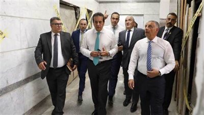 وزير الصحة يتفقد تطوير مستشفيات الأورام والتل الكبير ومركز طب الأسرة