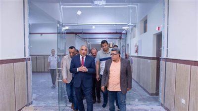 بالصور.. رئيس جامعة طنطا يتابع تجهيزات مقر الجامعة الأهلية لأول عام دراسي