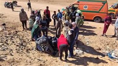 إصابة 9 أشخاص في حادث انقلاب سيارة في طريق وادي النطرون