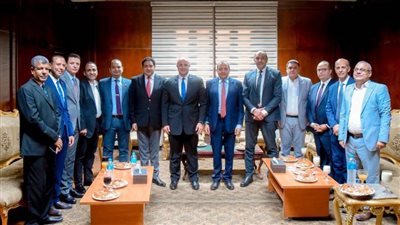 قيادات بني سويف تكرم الدكتور منصور حسن احتفاء بجهوده في قيادة الجامعة
