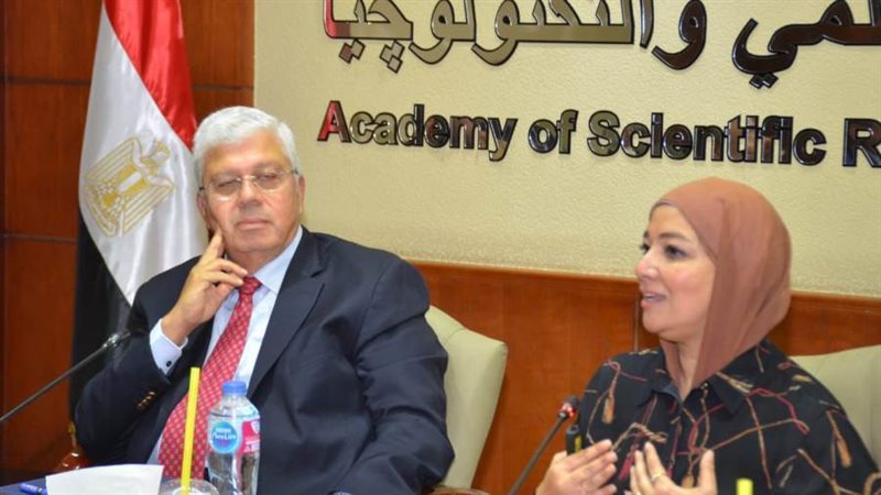 جوائز الدولة والأكاديمية